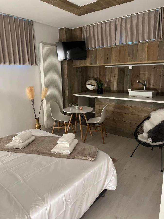 Ruime Luxe Kamer In Centrum Brugge Met Badkamer! Ngoại thất bức ảnh